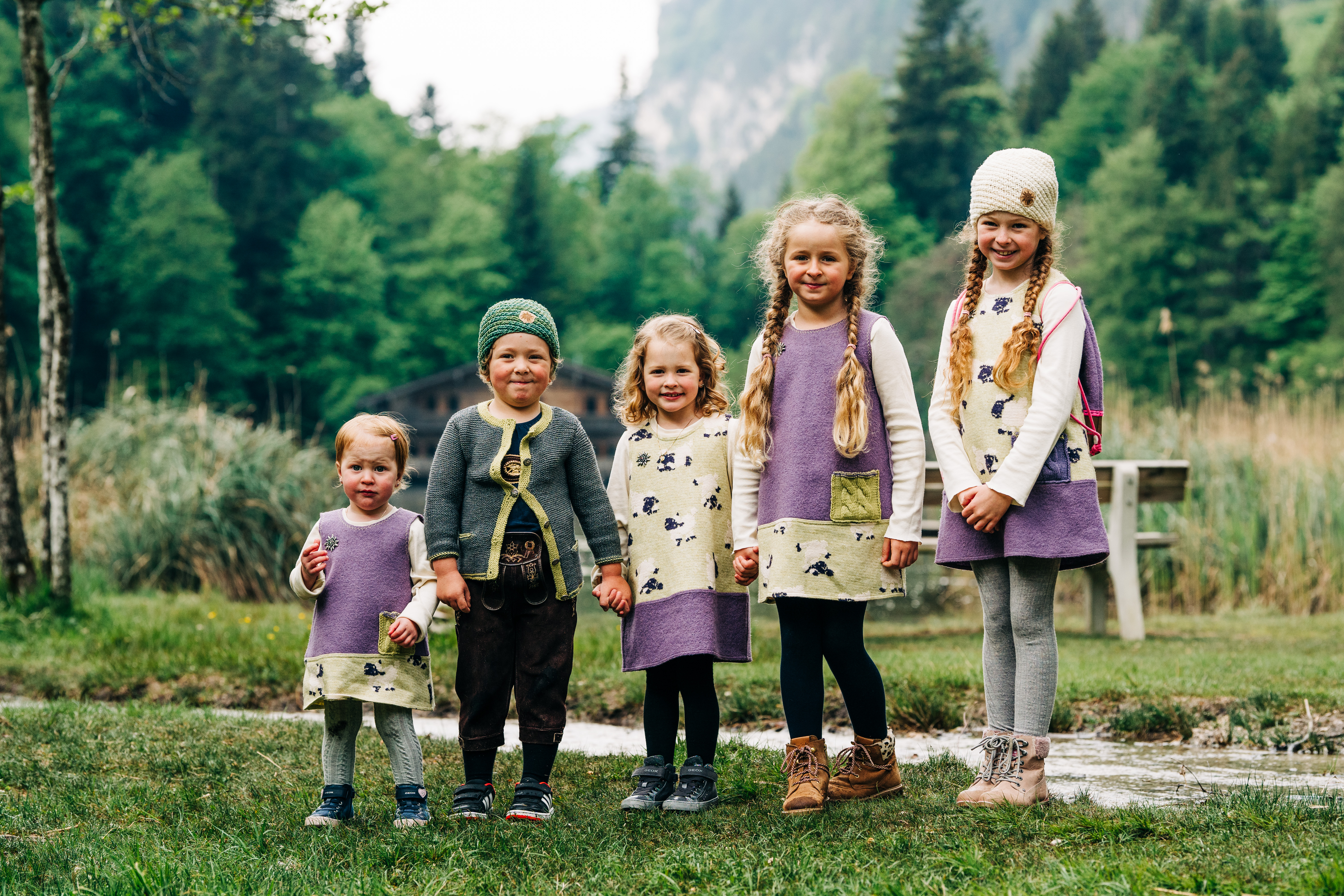 blumi i Kleider Enzian und Bergmadl